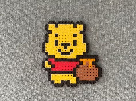 Perler Bead Ideas Disney, Perler Bead Patterns 29x29, Perler Bead Patterns Bee, Harry Potter Fuse Beads, Perler Beads Ideas Animals, Winnie The Pooh Perler Bead Patterns, Winnie The Pooh Perler Beads, Iron Beads Disney, Small Fuse Bead Ideas