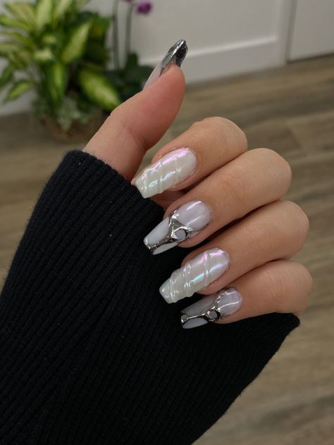 3d Chrome Swirl Nails, Silver Swirl Nails, 3d Chrome Nails, Sliver Nails, White And Silver Nails, White Chrome Nails, 3d Nail Designs, Chrome Nails Designs, Blush Nails