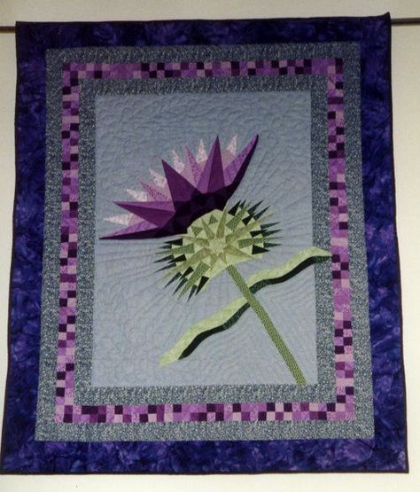 Thistle Quilt Pattern, Thistle Quilt, Thistles Art, Crib Quilts, Celtic Quilt, Thistle Design, Appliqué Quilts, Quilt Modernen, Quilt Square Patterns