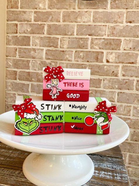 This Decorative Trays item by NewCreationbyStacy has 84 favorites from Etsy shoppers. Ships from New Bern, NC. Listed on Sep 29, 2024 Cindy Lou Decorations, Grinch Book Stack, Cindy Lou Who Decorations, Cindy Lou Who Christmas Tree, Easy Diy Grinch Decorations, Grinchmas Crafts, Who Ville Decorations Christmas Ideas, Diy Whoville Decorations, Grinch Table Decorations