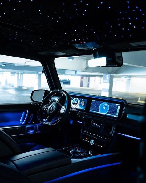 Cars Aesthetic: Explore & Inspire G Wagon Interior, Mercedes Benz Interior, Kereta Sport, Luxury Cars Mercedes, Mercedes Interior, Бмв X6, C 63 Amg, Dream Cars Bmw, Dream Cars Mercedes