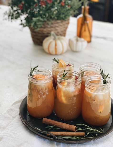 Fall Harvest Mocktail with Ball®Canning - Azure Farm Harvest Fall Party, Drinks For Mabon, Healthy Fall Mocktail, Fall Picnic Decorating Ideas, Fall Cocktails Aesthetic, Fall Event Food Ideas, Fall Brunch Birthday Party, Classy Fall Party, Mocktail Fall Drinks