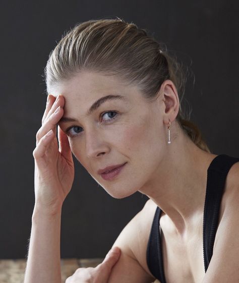 Rosamund Pike Photoshoot, Moiraine Sedai, Moiraine Damodred, Rosamond Pike, Rosemund Pike, Best Actress Oscar, Rosamund Pike, Celebrities Female, Movie Stars