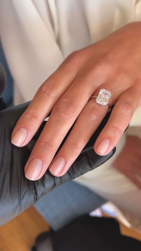 Sheer Manicures 🤍 Shade ‘Put It In Neutral’ an @opi classic Cuticle and nail plate prepared using @navyprotools #raelondonnails #opi… | Instagram Sophia Richie Wedding Ring, Sophia Richie Ring, Sofia Richie Wedding Nails, Sofia Richie Manicure, Sophia Richie Engagement Ring, Sophia Richie Nails, Short Engagement Nails, Sofia Richie Nails, Proposal Nails Engagement