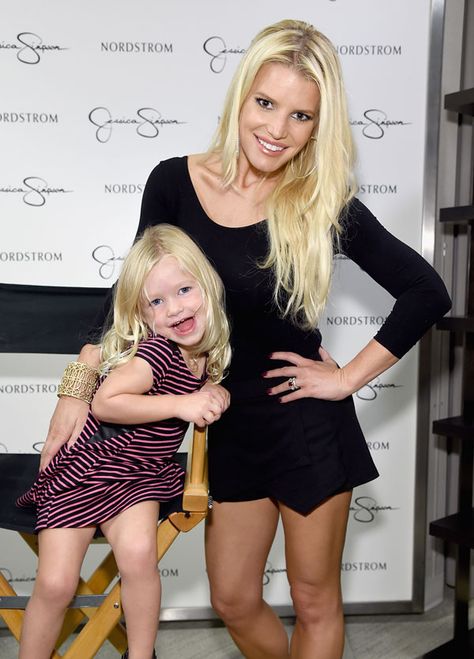 Jessica Simpson Has a Message For Her Weight-Shaming Critics - Redbook Jessica Simpson Kids, Jessica Simpson Hair, Jessica Simpson Style, Jessica Ann, Famous Moms, Eric Johnson, Event Pictures, Celebrity Kids, Celebrity Moms