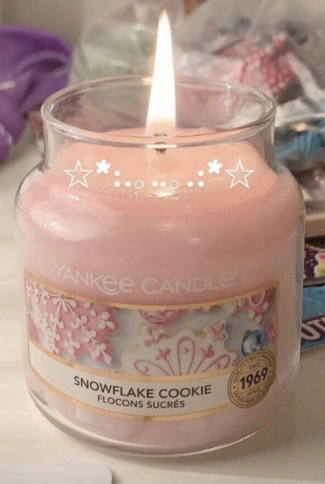 Candle Obsession, Snowflake Cookies, Pink Xmas, Mini Pizza, Pink Girly Things, Croquettes, Everything Pink, Pink Princess, Yankee Candle