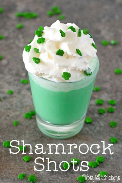 Don't be sad when Shamrock shakes disappear again, you can make you own tiny, boozy version with this three ingredient shot. Top it with whipped cream and sprinkles if you're feeling extra #shotrecipes #StPatricksDay Irish Shots, Alcohol Ideas, Liqueur Cocktails, Irish Cocktails, St Patricks Food, Shamrock Shakes, Liqueur Recipes, Cold Snacks, Whipped Vodka