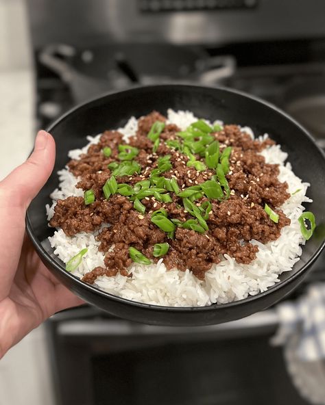 Freezer Friendly "Korean" Beef Baked Orange Chicken, Spicy Peanut Noodles, Korean Beef Bowl, Bulgogi Recipe, Ground Beef Recipe, Frozen Beef, Easy Ground Beef, Beef Bowls, Instant Rice