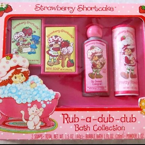 @eightiesgirls on Instagram: “The Strawberry Shortcake scent from the 80s is so iconic! SWIPE to see current products you can buy right now that re-create this nostalgic…” Strawberry Shortcake Merchandise, Strawberry Shortcake Merch, Strawberry Shortcake Halloween Costume, Watermelon Farming, Vintage Strawberry Shortcake Dolls, Strawberry Shortcake Cartoon, Strawberry Shortcake Characters, Short Cake, Strawberry Shortcake Doll