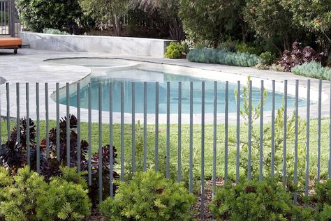 client_pool-fence-11 Pool Fencing Landscaping, Pool Fence Ideas, Fence Around Pool, Cheap Pool, Pool Fencing, Fence Plants, Small Fence, Natural Fence, Brick Fence