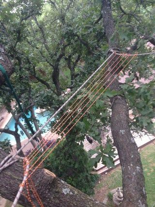 Tree Net Diy, Diy Tree Net, Tree Net, Trampoline Ideas, Summer Hangout, Tree House Plans, Tree Fort, Climbing Harness, Net Design