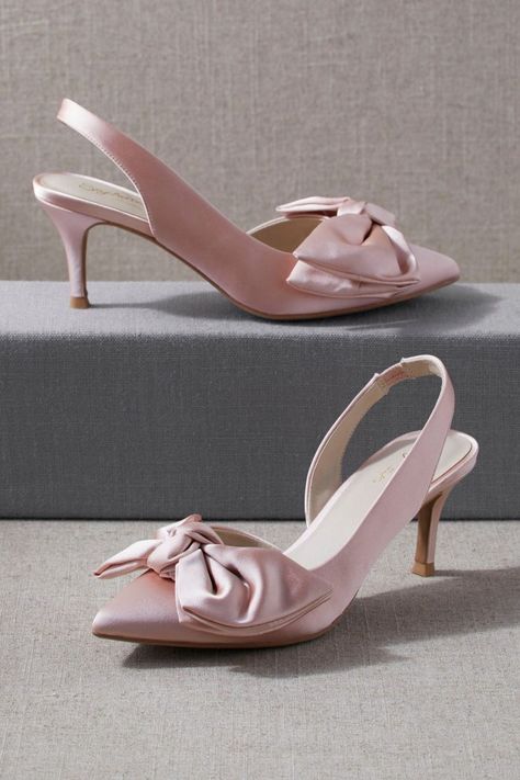 Our 25 favorite low heel bridal shoes | WeddingTales.gr Blush Pink Wedding Shoes, Bridal Shoes Low Heel, Beautiful Wedding Shoes, Pink Wedding Shoes, Wedding Shoes Low Heel, Ivory Wedding Shoes, Blush Pink Weddings, Low Heel Shoes, Wedding Heels