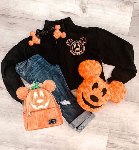 𝑶𝒏𝒄𝒆 𝑼𝒑𝒐𝒏 𝑨 𝑻𝒉𝒓𝒆𝒂𝒅 on Instagram: “The design of the week is available now! Pumpkin Mickey will be available through Saturday’s sale! Go to the link in our bio to snag yours…” Disney Halloween Outfits, Casual Halloween Outfits, Is It Fall Yet, Pumpkin Mickey, Disney Savings, Disney Dapper Day, Disney Essentials, Disney Wear, Disney Pumpkin