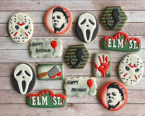 Horror Movie Cookies Decorated, Horror Movie Cookies, Horror Cookies, Fall Cookie Ideas, Sugar Cookies Halloween, Gingerbread Halloween, Movie Themed Birthday Party, Movie Cookies, Halloween Cookie Ideas