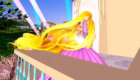 Royale Outfits, Aesthetic Roblox Royale High Outfits, Royale High, Roblox Outfit, Anime Cosplay, Rapunzel, Cosplay Anime, Aurora Sleeping Beauty, Disney Princess