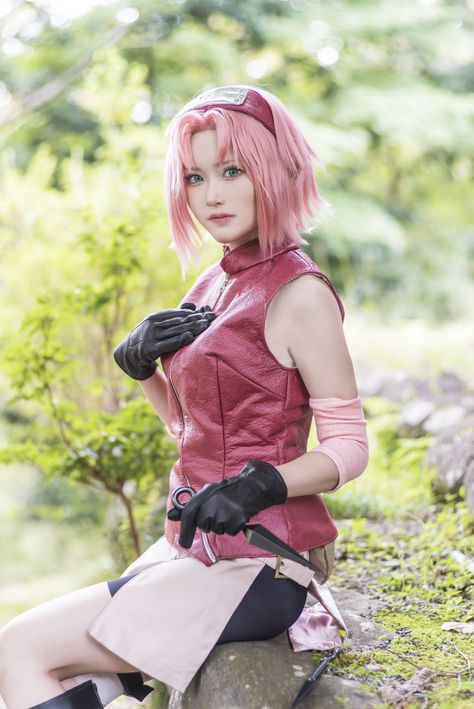 Sakura Hair, Cosplay Sakura, Sakura Haruno Cosplay, Sakura Cosplay, Cosplay Naruto, She Walks In Beauty, Superhero Cosplay, Japan Photography, Naruto Cosplay