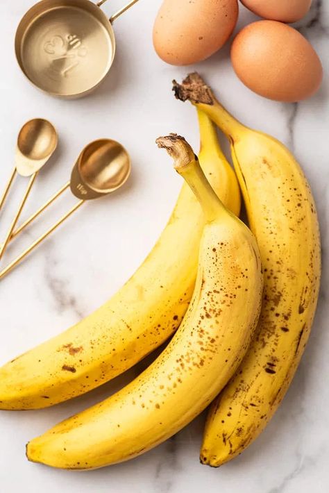 20+ banana recipes to use up those browning bananas sitting on your counter. Brown Bananas, Small Batch Baking, Small Banana, Leftovers Recipes, Recipe Roundup, Reduce Food Waste, Banana Recipes, Banana Cake, Frozen Banana