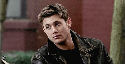 Sam Winchester Gif, Dean Winchester Gif, Dean Winchester Supernatural, Dean Supernatural, Bobby Singer, Supernatural Gifs, Jensen Ackles Supernatural, Supernatural Wallpaper, Supernatural Dean Winchester