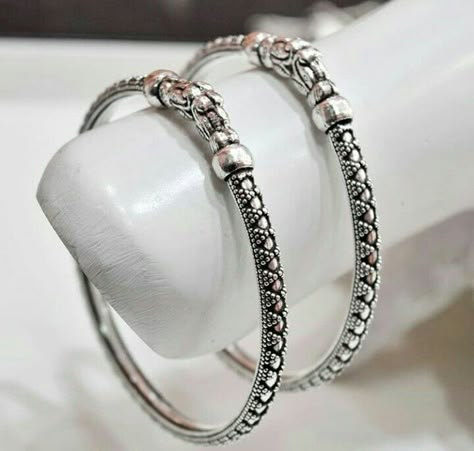 Silver Bengals Design, Chandi Bangles Design, Chandi Bracelet For Women, Chandi Kada Design For Women, Silver Kada Women Hand, Silver Kada, Trendy Silver Jewelry, Silver Anklets Designs, Silver Bracelet Designs