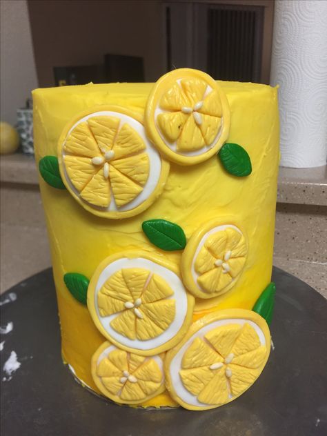 Lemon Blueberry Cake, Buttercream Fondant, Cake Lemon, Lemon Buttercream, Blueberry Lemon Cake, Fun Cakes, Lemon Slices, Blueberry Cake, Lemon Cookies