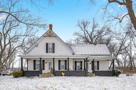 Circa 1910 Indiana Farmhouse For Sale W/Views And Outbuildings on 2 Acres $205,000 - Country Life Dreams 1910 Farmhouse, Bathroom Farmhouse, Life Dreams, Rustic Exterior, Spacious Living Room, Farmhouse Bathroom, Property Listing, Country Life, 3 Bedroom