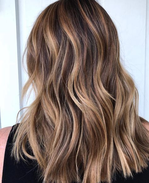 ✨BEST OF BALAYAGE & Hair on Instagram: “Caramel Macchiato xtra Caramel By @melanie.cutanddry #bestofbalayage #showmethebalayage” Caramel Macchiato Hair, Macchiato Hair, Brazilian Bond Builder, Caramel Macchiato, Business Training, Balayage Hair, Hair Inspo, Balayage, Caramel