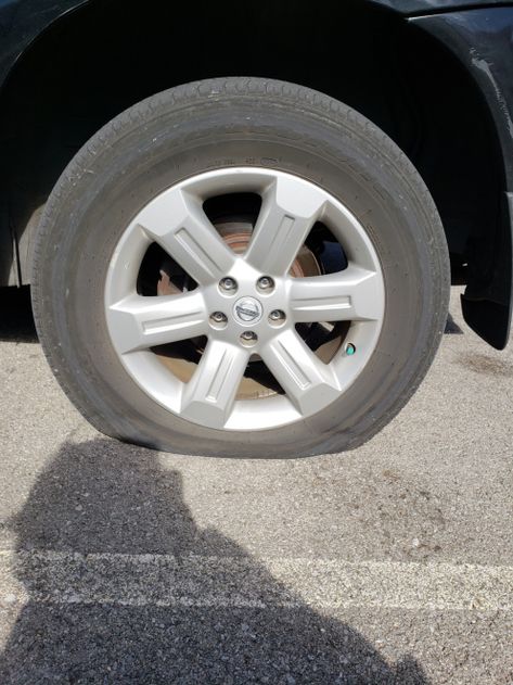 Flat Tyre Format, Car With Flat Tire, Flat Tire Pictures Cars Road, Flat Tire Format For Client, Flat Tire Pictures Format, Flat Tyre On The Road, Flat Tire Pictures At Night, Flat Tire Pictures, Jenny Boo