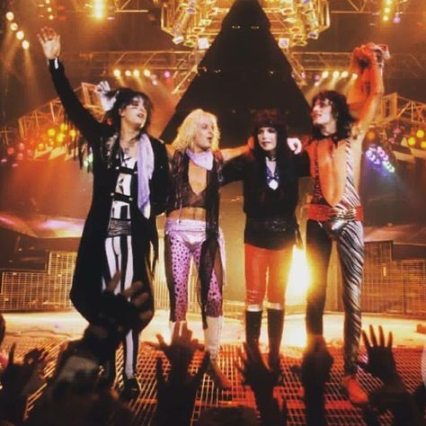 Theatre of Pain tour Motley Crue Concert, Mick Mars, Vince Neil, 80s Hair Bands, Motley Crüe, 80s Bands, Rock Of Ages, Musica Rock, Nikki Sixx