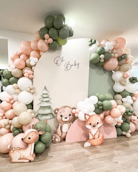 Baby Shower 2024 Ideas, Pink Woodland Baby Shower Theme, Woodland Themed Baby Shower Girl, Baby Girl Woodland Shower Ideas, Woodland Girl Baby Shower Theme, Girly Woodland Baby Shower Theme, Woodland Theme Baby Shower Girl, Woodland Balloon Arch, Woodland Baby Shower Theme Girl