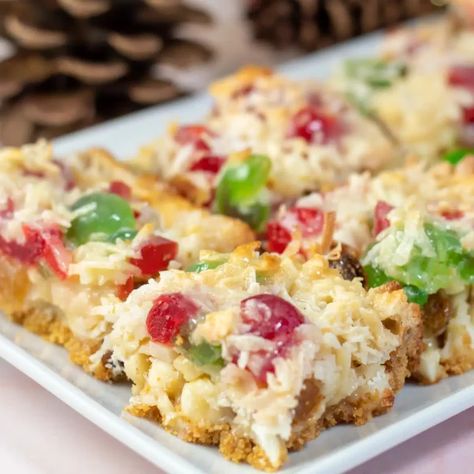 Fruitcake Magic Bars - Paradise Fruit Candied Fruit Recipes, Magic Bars Recipe, Crispy Duck, Christmas Cookie Bars, Chocolate No Bake Cookies, Candied Lemon Peel, Layer Bars, Magic Bars, Vanilla Sugar Cookie