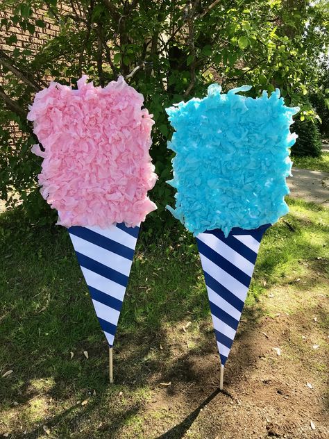 Carnival cotton candy DIY Large Cotton Candy Prop, Carnival Cotton Candy Display, Carnival Theme Parade Float, Homemade Carnival Decorations, Cotton Candy Decorations Diy, Cotton Candy Trunk Or Treat Ideas, Easy Carnival Decorations, Cotton Candy Holder Stand Diy, Cotton Candy Birthday Party Decorations