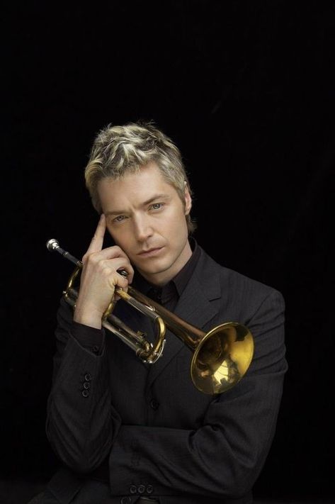 Chris Botti Pictures, Trumpet Photoshoot, Trumpet Portrait, Musician Photoshoot, Band Portraits, Chris Botti, Music Photoshoot, Creating Music, Musician Portraits