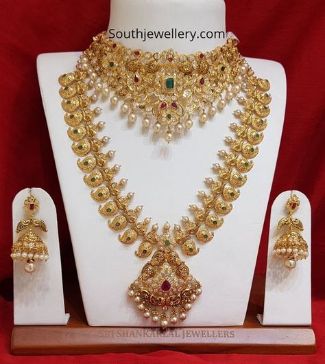 Homemade Necklaces, Gold Temple Jewellery, Gold Bridal Necklace, Gold Jewelry Simple Necklace, Beautiful Gold Necklaces, Gold Necklace Indian Bridal Jewelry, Gold Bridal Jewellery Sets, Jewelry Set Design, Gold Jewelry Stores