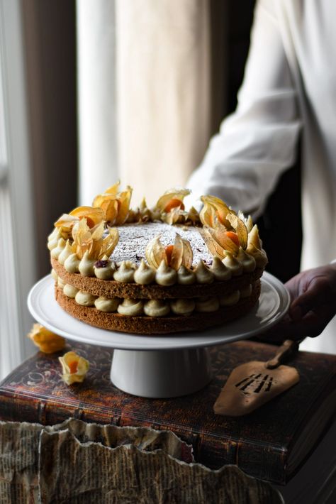 Gooseberry Cake, Great British Food, Cape Gooseberry, Foraging Recipes, Almond Powder, Simple Decoration, British Food, How To Make Tea, About Time