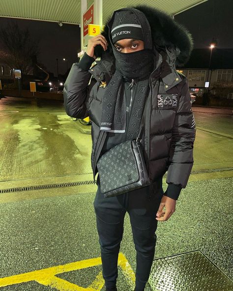 Chase’Millys on Instagram: “Grind hard for the come up had to be patient, now its Louie V living in the latest..🧏🏿‍♂️” Uk Boys Roadmen Aesthetic, Outfits With Jordan 1s, Drip Fits, Drippy Outfit, Drip Outfit Men, Trendy Boy Outfits, Black Men Fashion Swag, Swag Outfits Men, Dope Outfits For Guys