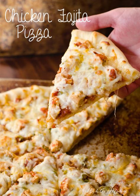 Fajita Pizza Recipe, Chicken Fajitas Pizza, Chicken Fajita Pizza, Chicken Fajita Pizza Recipe, Fajita Pizza, Chicken Pizza Recipes, Chicken Pizza, Mary Berry, Pizza Recipes Homemade