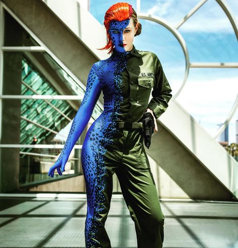 Evy Thomas as Mystique Mystique Cosplay, Raven Darkhölme, Miss Marvel, Halloween Queen, Comics Marvel, Marvel Cosplay, Fantasias Halloween, Amazing Cosplay, Cosplay Dress