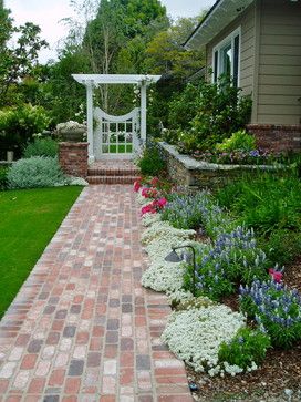 brick pathway and decorative gate - Landscape Design Ideas, Pictures, Remodel, and Decor - page 2 Red Brick Paving, Landscape Bricks, Cottage Garden Borders, Garden Gate Design, Landscape Gardening, Brick Path, Brick Walkway, Brick Paving, Garden Walkway