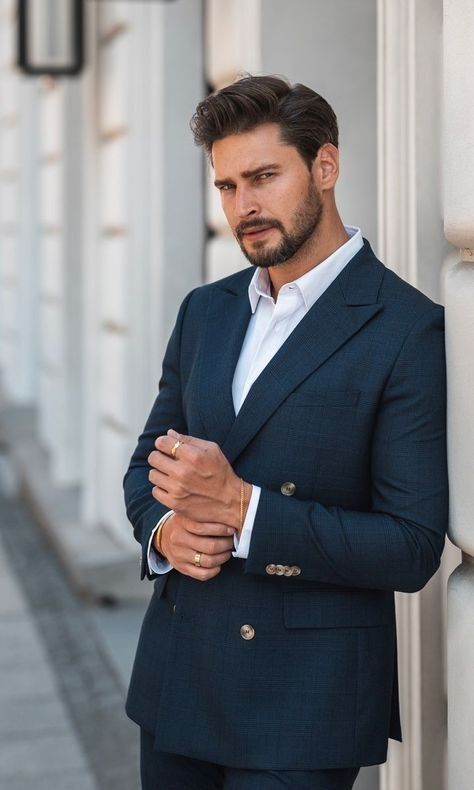 How To Pose With Blazer, Blazer Photoshoot Men, Photoshoot In Blazer, Blazer Poses For Men, Men Graduation Poses, Men Suit Photoshoot, Blazer Poses, Male Headshot Poses, Business Man Photography