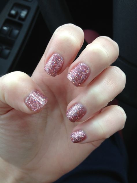 Short Glitter Nail Ideas, Short Glitter Nails, Glitter Nail Paint, Glitter Gel Nail Designs, Concert Nails, Makeup Nails Designs, Pink Glitter Nails, Makeup Nails Art, Asian Nails