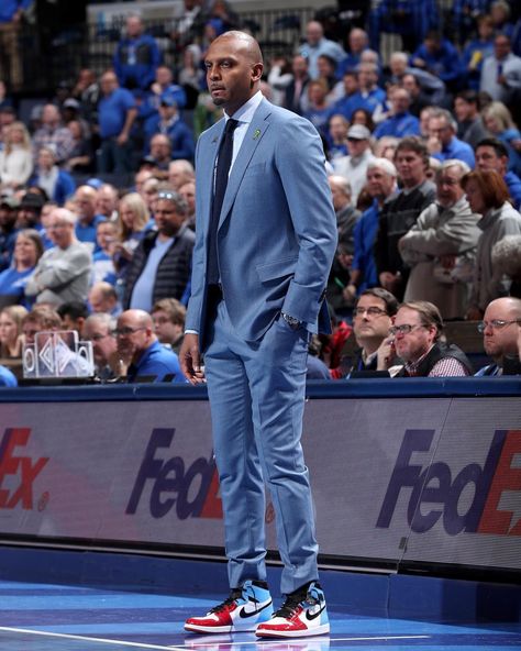 Complex Sneakers on Twitter: "Coach Penny in the UNC➡️CHI Air Jordan 1 Fearless. 📸: Joe Murphy… " Jordans And Dresses Outfits, Dress With Jordans, Complex Sneakers, Prom Outfits Men, Outfit Ideas With Jordans, Athlete Style, Air Jordan 1 Fearless, Jordan 1 Fearless, Air Dior