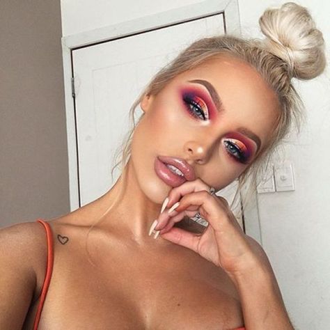 10 Valentine's Day Makeup Ideas That Will Slay #valentinesday #makeup Make Up Diy, Makeup Sephora, Valentines Day Makeup, Smink Inspiration, Makijaż Smokey Eye, Full Face Makeup, Festival Makeup, Day Makeup, Fall Makeup