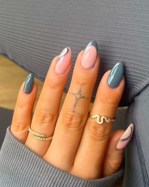 Short Almond Nail Ideas, Basic Baddie Nails, Almond Nail Ideas, Grey Nails, Grey Nail Designs, Short Almond Nails, Viral On Tiktok, Summer Toe Nails, Baddie Nails