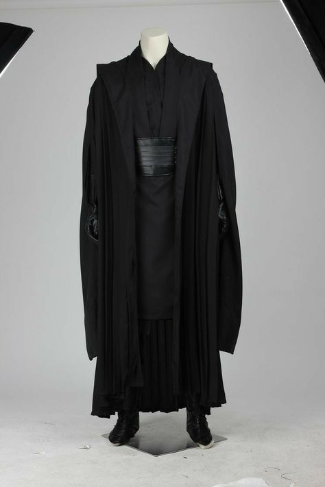 Black Jedi Robes, Darth Maul Cosplay, Darth Maul Costume, Sith Costume, Jedi Cosplay, Halloween Carnival Party, Star Wars Fashion, Star Wars Outfits, Jedi Knight