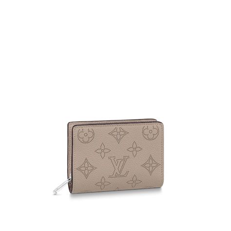 Cléa Wallet Mahina M80817 - Wallets and Small Leather Goods | LOUIS VUITTON SINGAPORE Bath Body Works Candles, Louis Vuitton Official Website, Louis Vuitton Official, Small Leather Goods, Leather Goods, Compact Design, Body Works, Luxury Handbags, Bath And Body Works