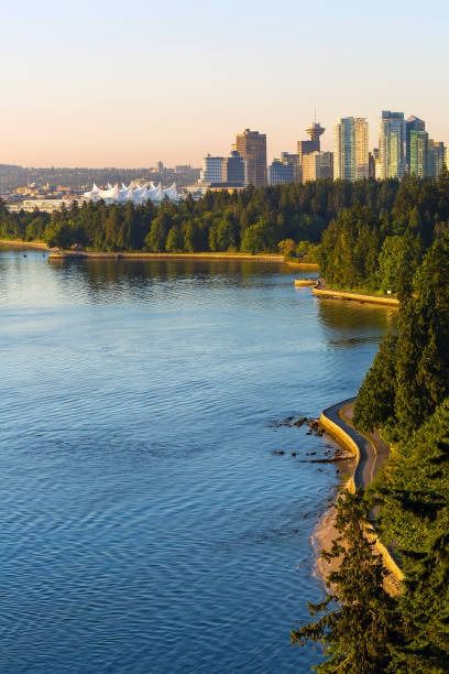 Stanley Park Vancouver, Vancouver Skyline, Pictures Of Beautiful Places, Fairmont Banff Springs, Fairmont Banff, Vancouver City, Royal Ontario Museum, Old Quebec, Granville Island