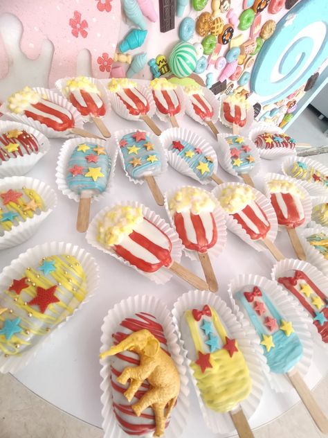 Carnival Theme Dessert Table, Carnival Cake Pops, Carousel Theme, Carnival Cakes, Party Activities Kids, Fair Theme, Carnival Birthday Party Theme, Carnival Theme, Kids Birthday Theme