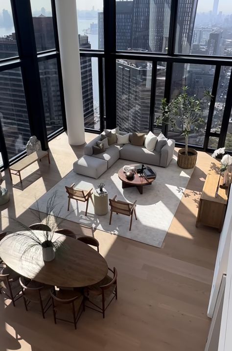 Nyc Penthouse Aesthetic, Apartamento New York, Penthouse Aesthetic, Nyc Penthouse, Aesthetic Apartment, Apartment View, Dream Apartment Decor, New York Apartment, Luxury Homes Interior