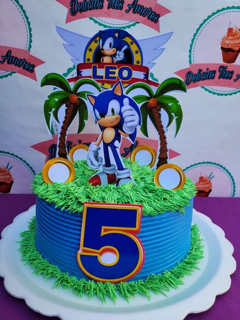 Cupcake Decorating Techniques, Sonic Birthday Cake, Sonic The Hedgehog Cake, Pastry Logo, Bolo Sonic, Sonic Cake, Hedgehog Cake, Sonic Birthday Parties, Sonic Party