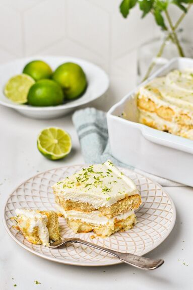 Key Lime Tiramisu, Lime Tiramisu, Turkey Cookies, Sugar Free Vegan, Banana Dessert, Tiramisu Recipe, Tropical Twist, Fruit Filling, Dessert Dips